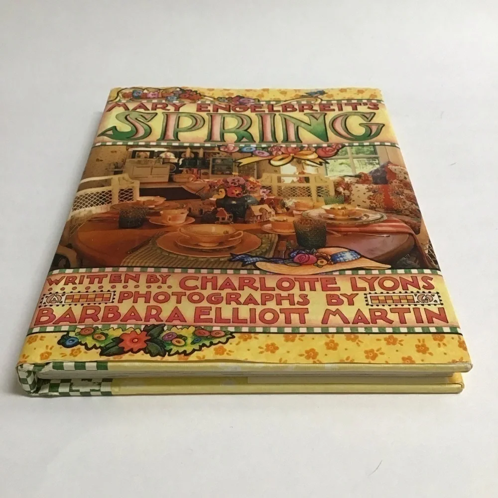 Mary Engelbreit's 1997 Spring Easy Craft Book Mini Hardcover by Charlotte Lyons